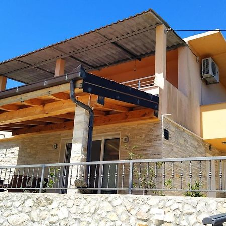 The View Apartment Vinisce Exterior photo